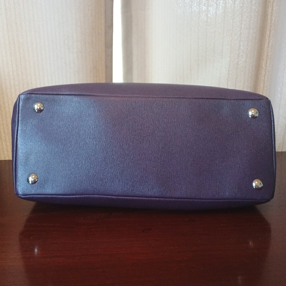 Coach Park Leather Carryall - Picture 4 of 8